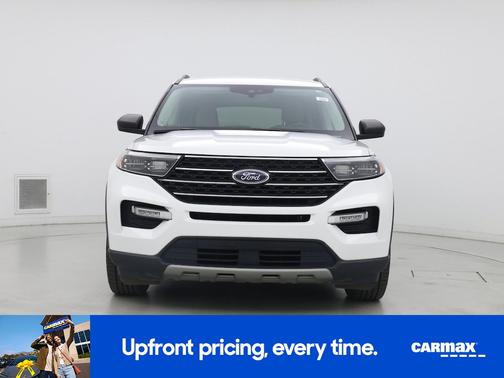 White 2024 Ford Explorer XLT