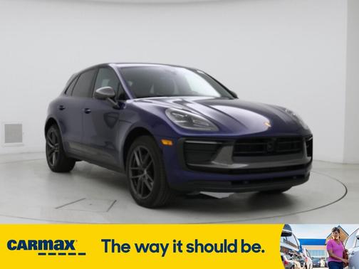 2023 Porsche Macan T