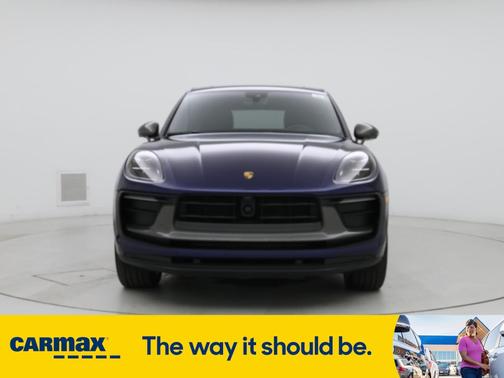 2023 Porsche Macan T
