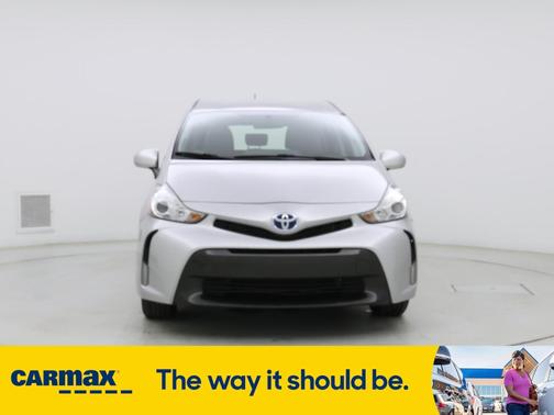 2015 Toyota Prius v Three
