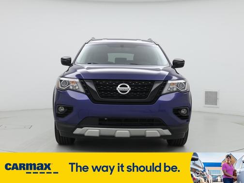 2020 Nissan Pathfinder SV