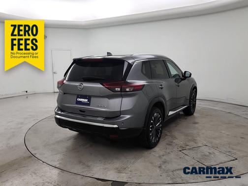 Gray 2024 Nissan Rogue Platinum