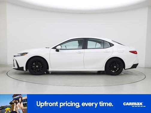 White 2025 Toyota Camry SE
