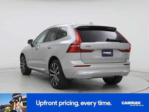 2023 Volvo XC60 B5 Ultimate Bright Theme