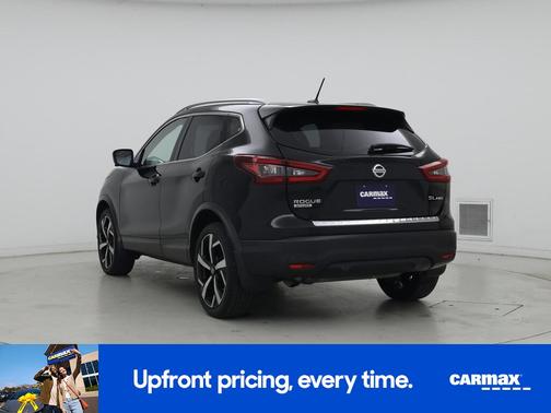Black 2022 Nissan Rogue Sport SL