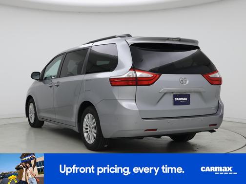 2016 Toyota Sienna XLE