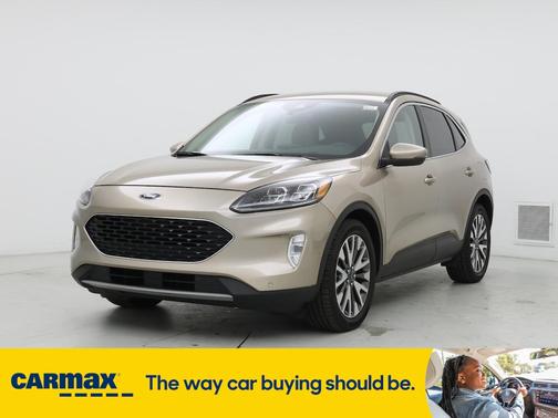 2020 Ford Escape Titanium