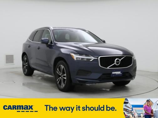 2020 Volvo XC60 T5 Momentum