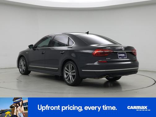2017 Volkswagen Passat R-Line