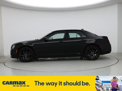 2022 Chrysler 300 S
