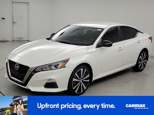 2022 Nissan Altima SR