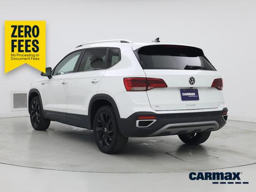 White 2024 Volkswagen Taos SE