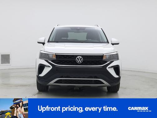 White 2024 Volkswagen Taos SE