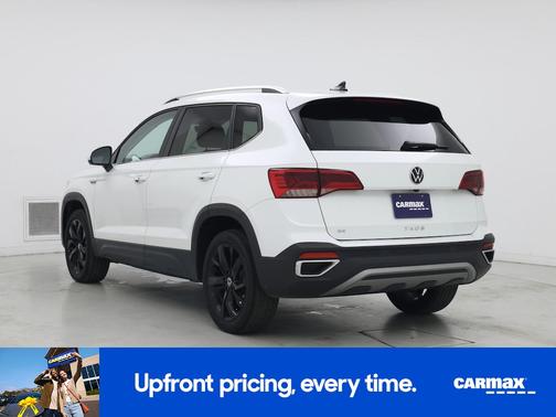 White 2024 Volkswagen Taos SE