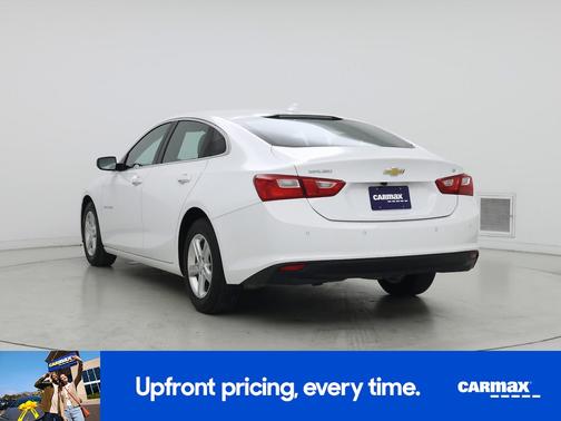 White 2024 Chevrolet Malibu 1LT