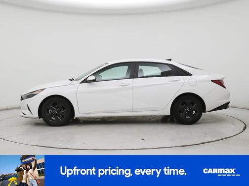 White 2023 Hyundai ELANTRA SEL