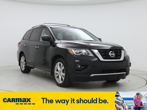 2018 Nissan Pathfinder SL