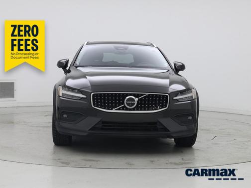 Brown 2025 Volvo V60 Cross Country B5 Plus