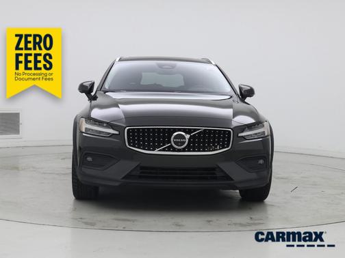 Brown 2025 Volvo V60 Cross Country B5 Plus