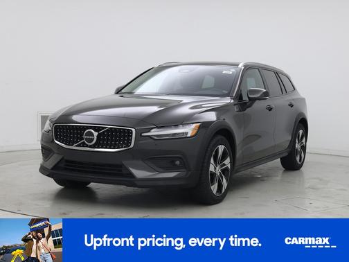 Brown 2025 Volvo V60 Cross Country B5 Plus