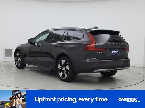 Brown 2025 Volvo V60 Cross Country B5 Plus