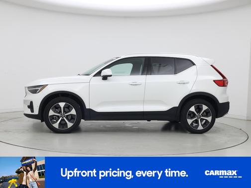 White 2025 Volvo XC40 B5 Plus Bright Theme