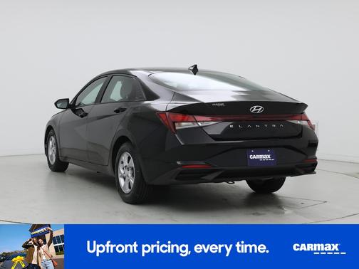 2021 Hyundai ELANTRA SE