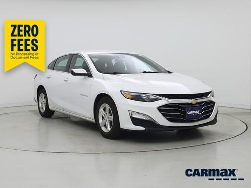 White 2023 Chevrolet Malibu 1LT