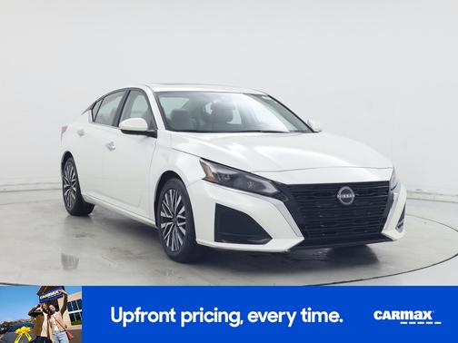 2023 Nissan Altima SV