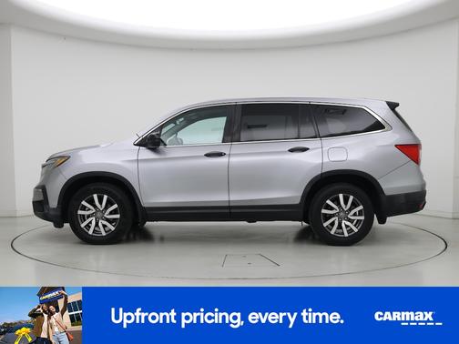Silver 2019 Honda Pilot LX