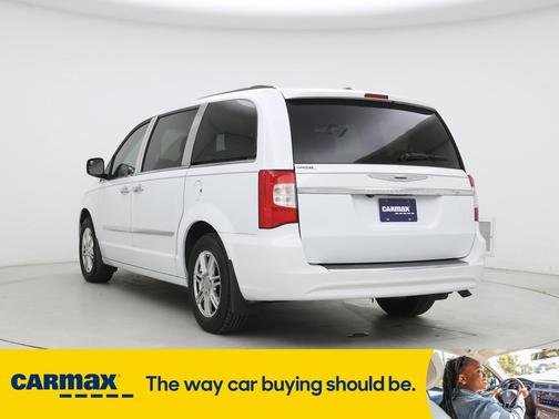 2015 Chrysler Town & Country Touring