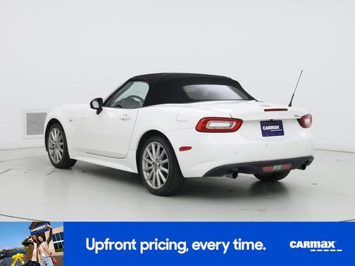 2017 FIAT 124 Spider Lusso