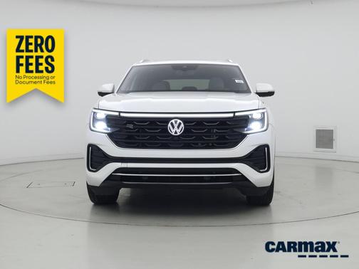 White 2025 Volkswagen Atlas Cross Sport SEL Premium R-Line