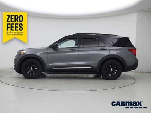 Gray 2024 Ford Explorer XLT