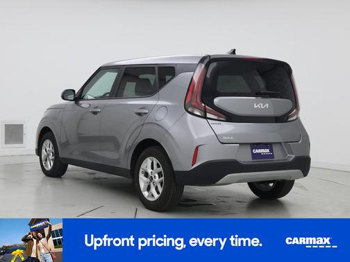 Gray 2025 Kia Soul LX