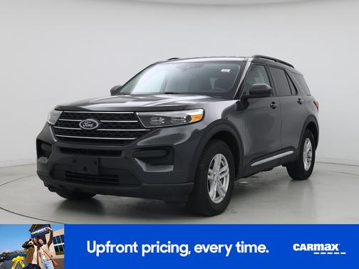 Green 2024 Ford Explorer XLT