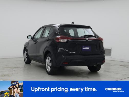 Black 2024 Nissan Kicks S