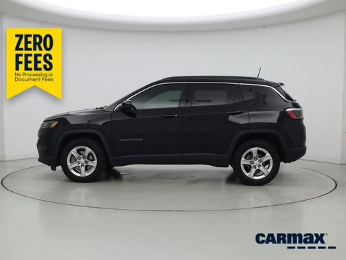 Black 2024 Jeep Compass Latitude