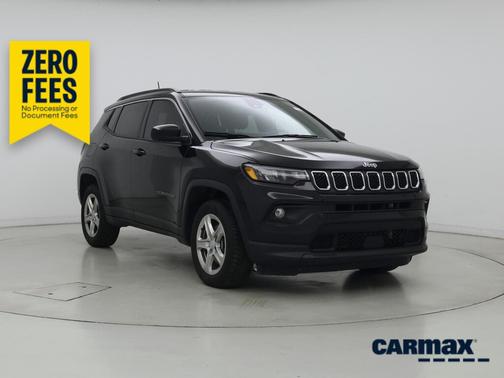 Black 2024 Jeep Compass Latitude