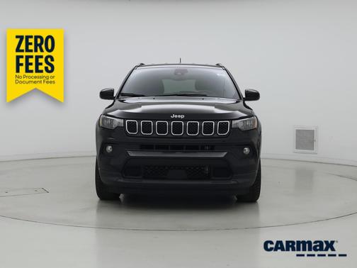 Black 2024 Jeep Compass Latitude