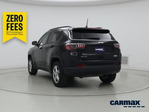 Black 2024 Jeep Compass Latitude