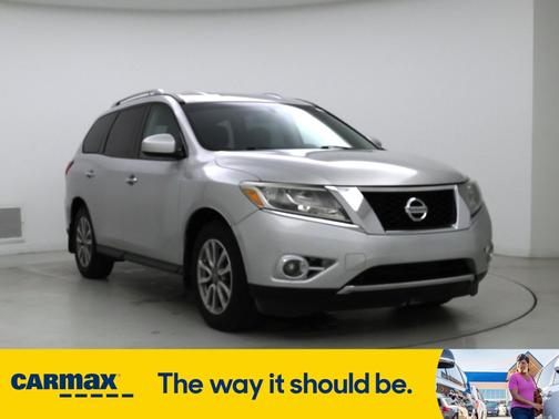 2015 Nissan Pathfinder SV