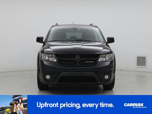 Black 2019 Dodge Journey SE
