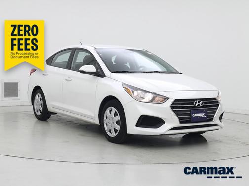 White 2020 Hyundai Accent SE
