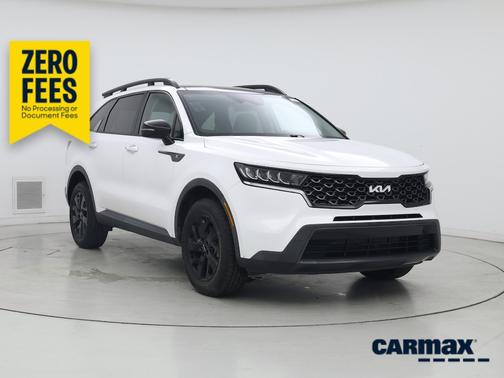 White 2022 Kia Sorento X-Line S