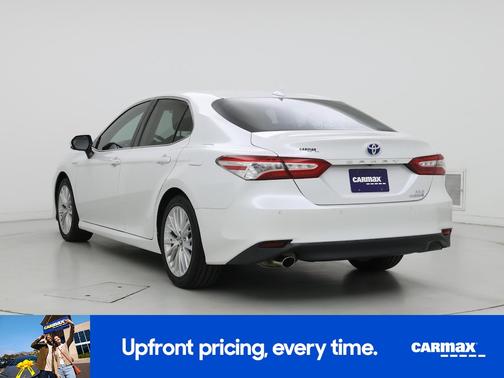2019 Toyota Camry Hybrid XLE