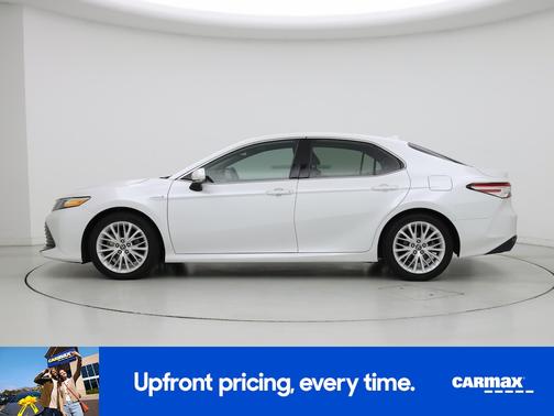2019 Toyota Camry Hybrid XLE