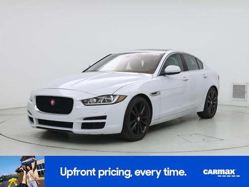 2017 Jaguar XE Prestige
