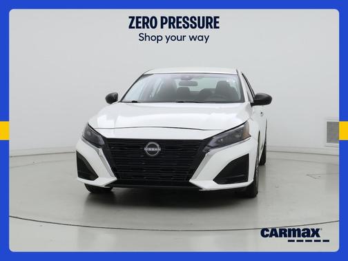 White 2025 Nissan Altima SV
