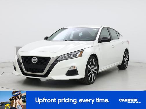 2022 Nissan Altima SR